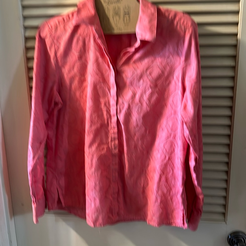 Pink foxcroft NYC long sleeved  lightweight Spring/ summer blouse